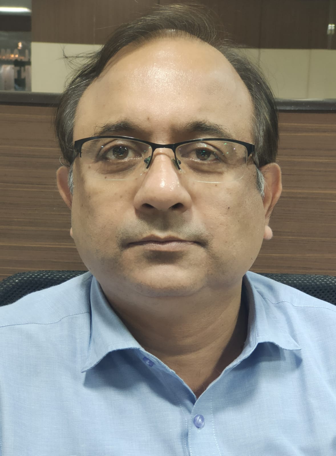Shri Vivek Pancholi